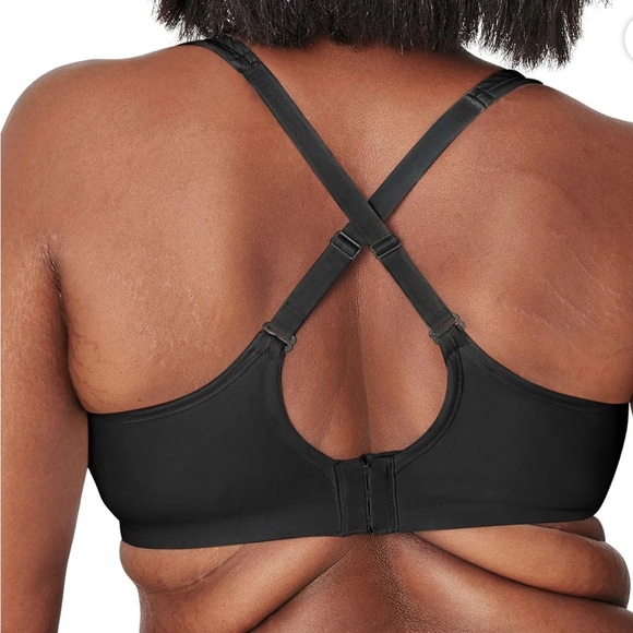 New - Women's 18 Hour® Bounce Control Convertible Wireless Bra - Picture 4 of 7